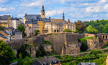 luxembourg-panorama-city-sunny-day-small