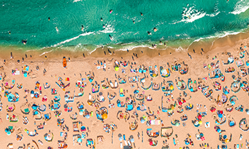 crowded-beach-from-above