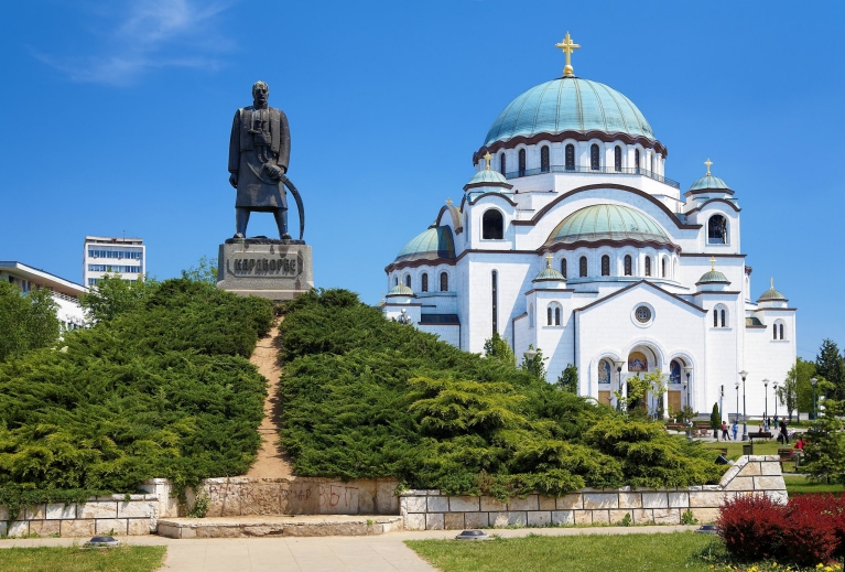 Uitzicht op de kathedraal van Saint Sava in Belgrado
