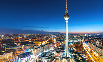 germany-berlin-tv-tower-at-night