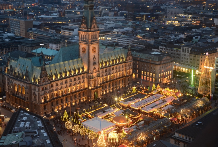Town hall Christmas market in Hamburg