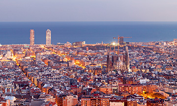 spain-barcelona-panorama-at-night