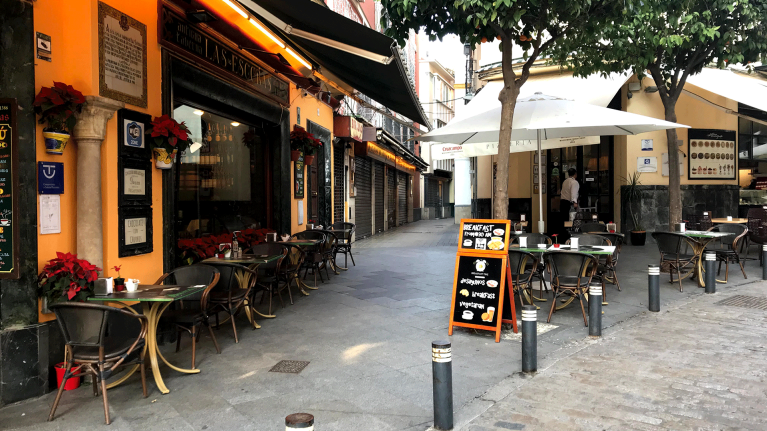 spain-seville-city-center-restaurants