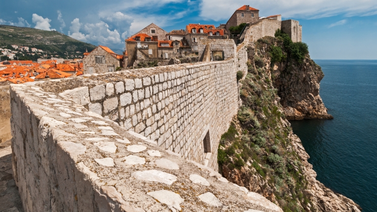 croatia-dubrovnik-city-walls