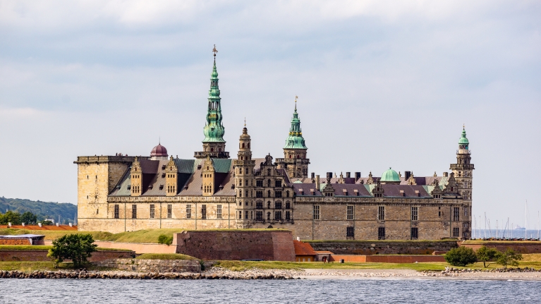 denmark-kronborg-castle-from-seaside
