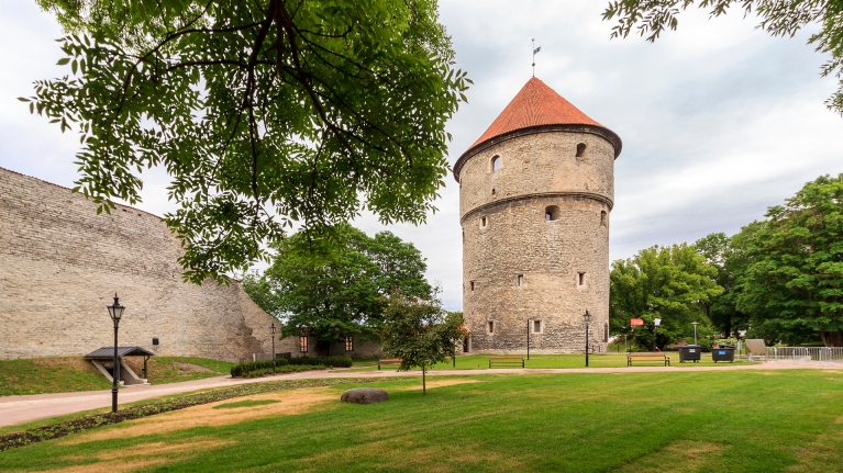 estonia-tallin-kiek-in-de-kok-mevieval-walls